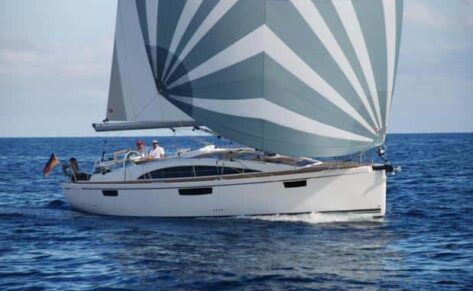 Navegamos en el nuevo Bavaria Vision 42