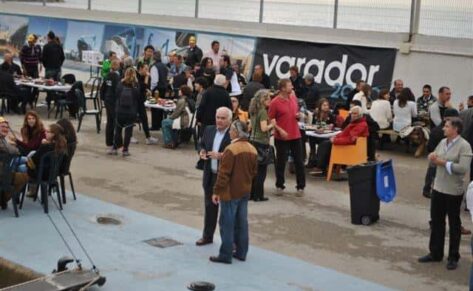 Varador 2000 celebra una Crew party en la dársena para superyates de Mataró.