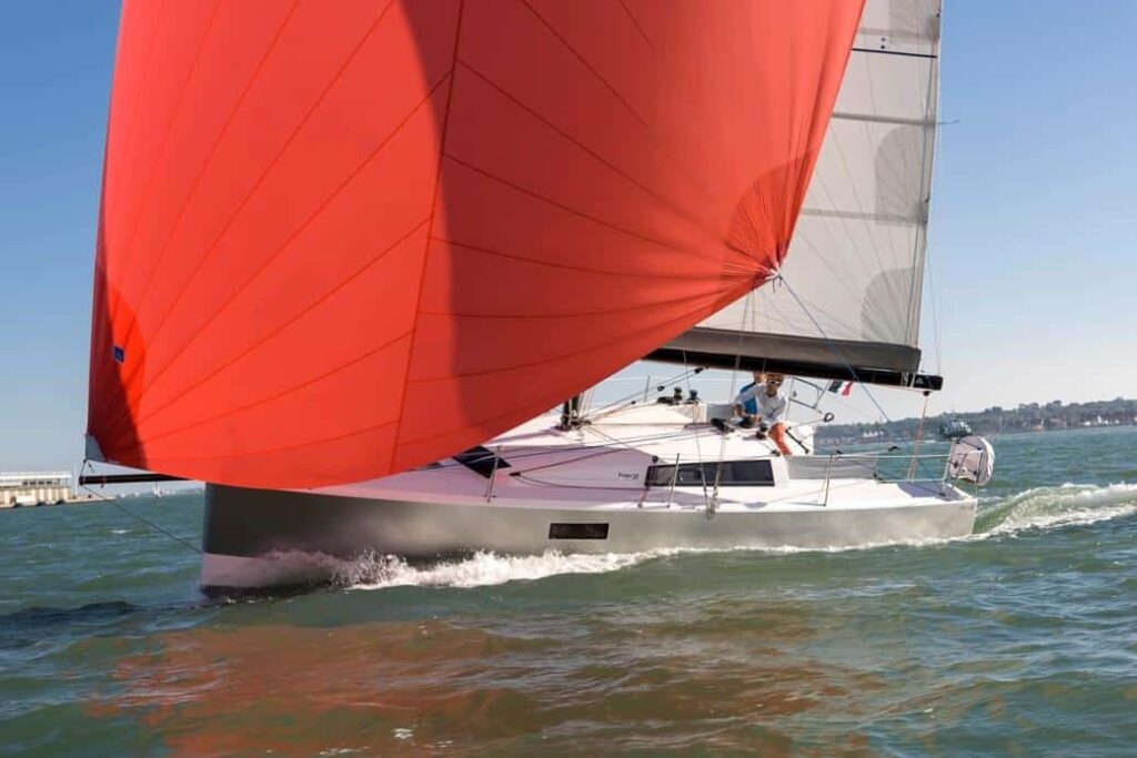 Pogo 30_EYOTY 2013-2014_1