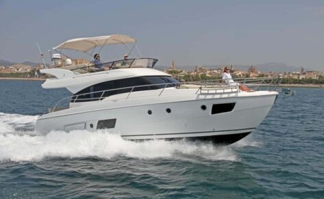 Bavaria Virtess 420 Fly, la nueva apuesta alemana