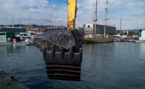 Más calado para los superyates de gran eslora  en Mataró Marina Barcelona