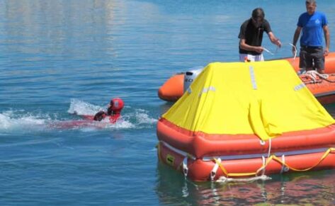 Jornada de seguridad marítima en Coma-Ruga