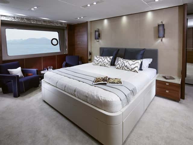 88MY Master Stateroom.jpg