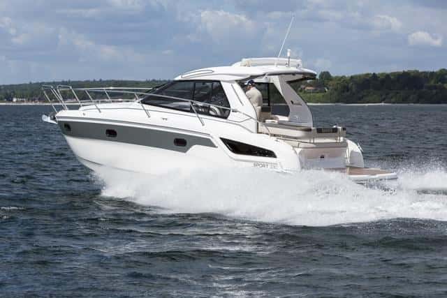 BavariaSport330HT navegando