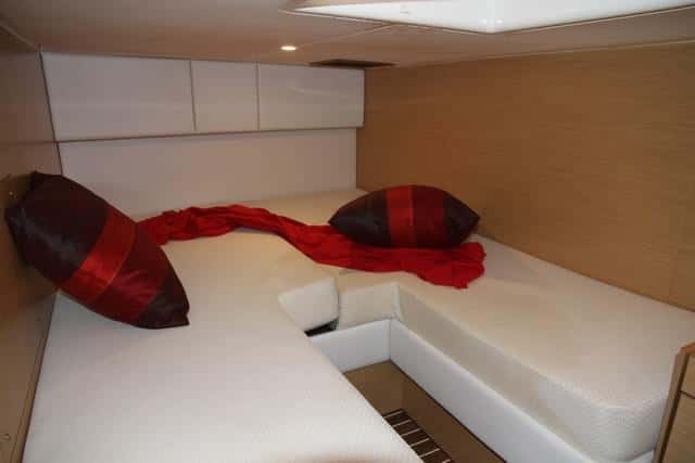 BavariaSport330HT cabina