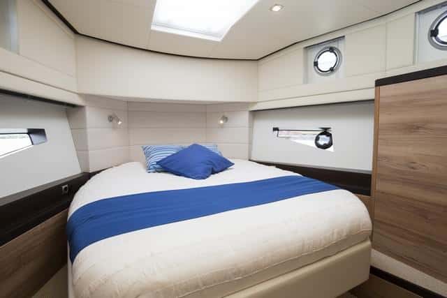 BoarncruiserElegance1200Sedan 5-BoarncruiserElegance1200Sedan