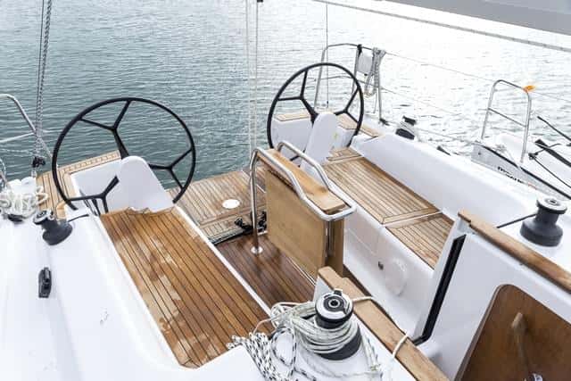 Waterkampioen Opnames van de voor de European Yacht of the Year 2015-2016 genomineerde boten in La Rochelle