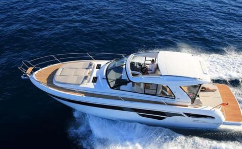 Bavaria Sport 450 HT, la conquista del espacio