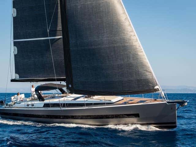 Oceanis Yacht 62