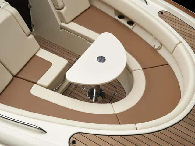 Chris-Craft Calypso 30