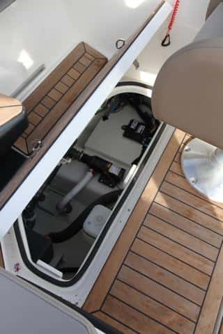 Quicksilver Activ 755 Cruiser