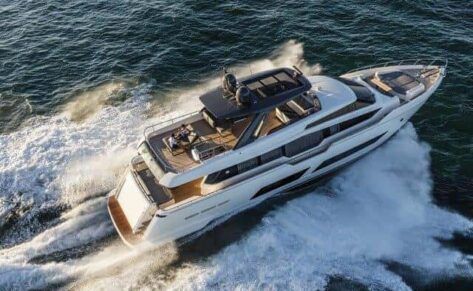 Ferretti Yachts 850