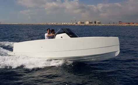NUVA M6 de Nuva Yachts