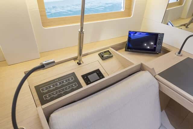 Oceanis 51.1 First Line