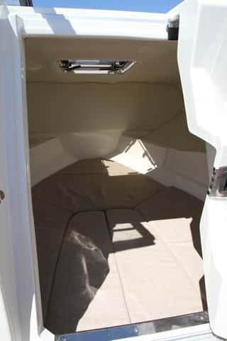 Bayliner VR5 Cuddy IB y OB