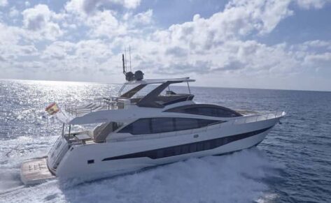 Astondoa 80 Flybridge, el sentido del equilibro