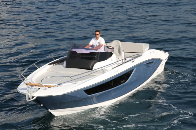 Sessa Key Largo 27 IB proa