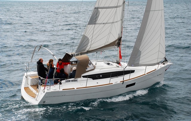 Sun Odyssey 319