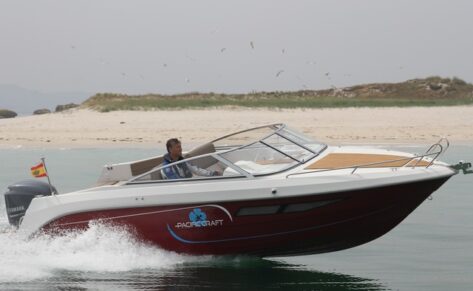 Pacific Craft 700 DC