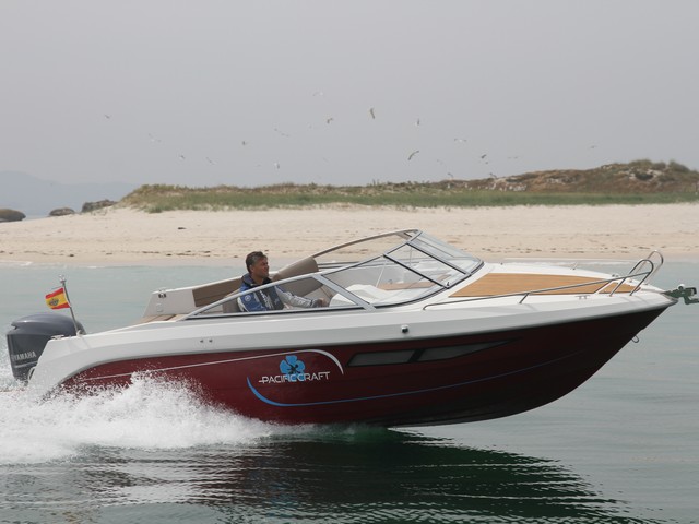 Pacific Craft 700 DC