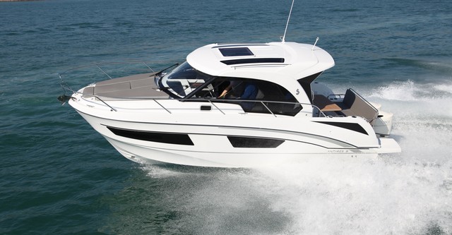 Bénéteau Antares 9