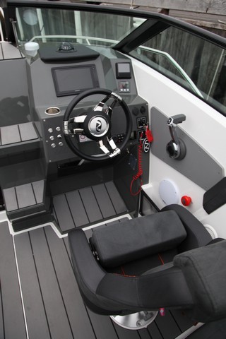 Nordkapp Noblesse 660