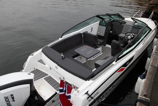 Nordkapp Noblesse 660