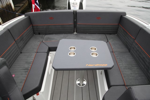 Nordkapp Noblesse 660