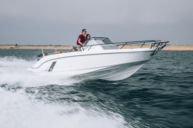 Bénéteau Flyer 7 SunDeck