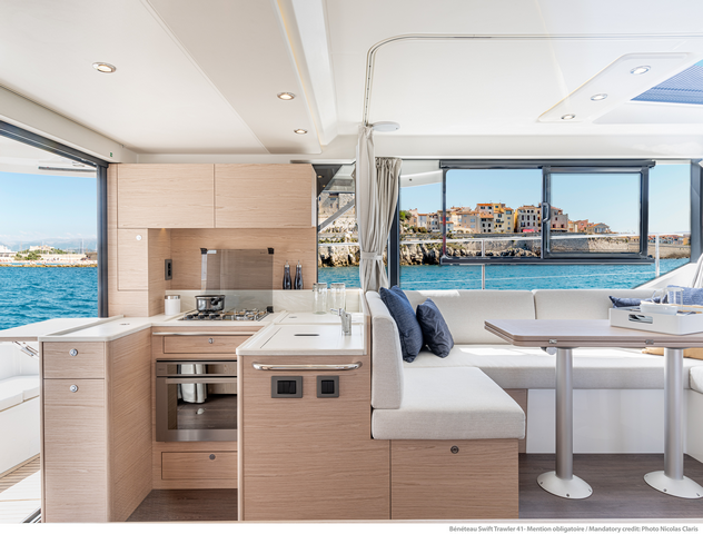 Beneteau Swift Trawler 41 cocina