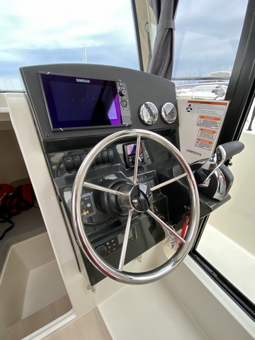 Quicksilver 805 Pilothouse