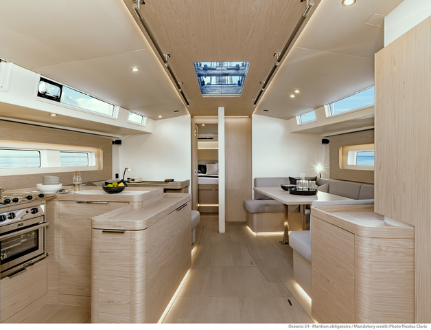 Oceanis Yacht 54