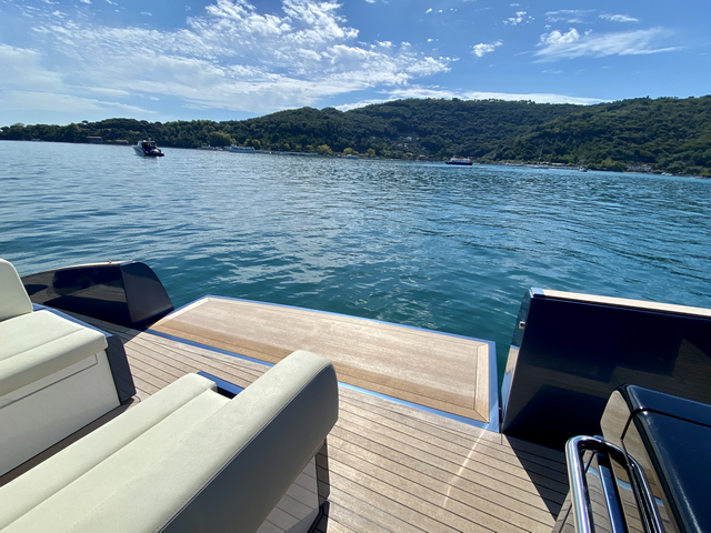 Solaris Power 48 Lobster popa