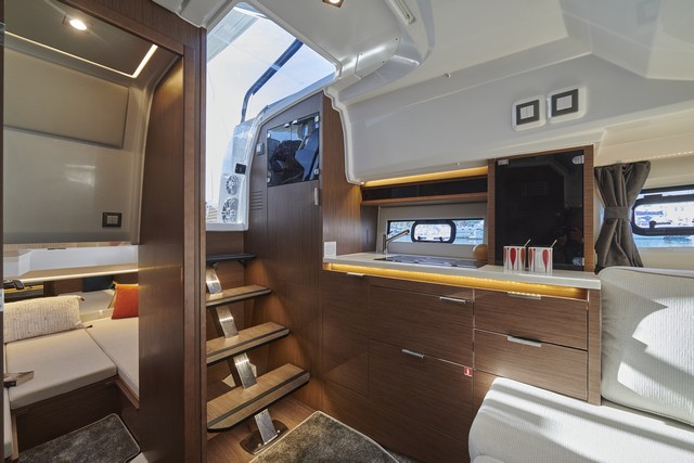 Jeanneau Cap Camarat 10.5 WA Serie 2