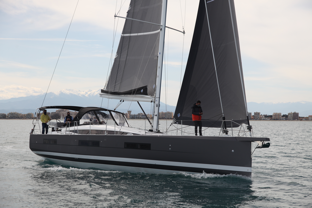 Jeanneau Yacht 60