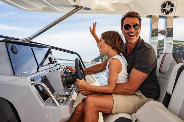 Jeanneau Cap Camarat 10.5 WA Serie 2