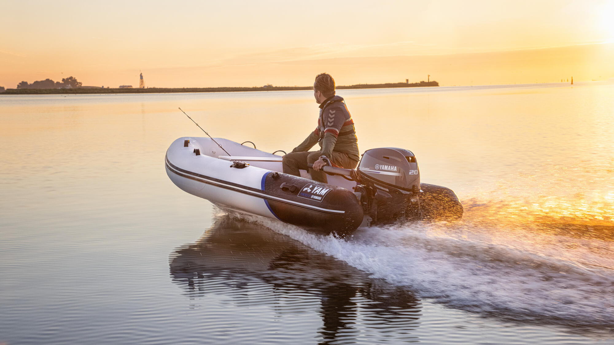 Yamaha Motor presenta la nueva gama de lanchas neumáticas de aluminio de YAM