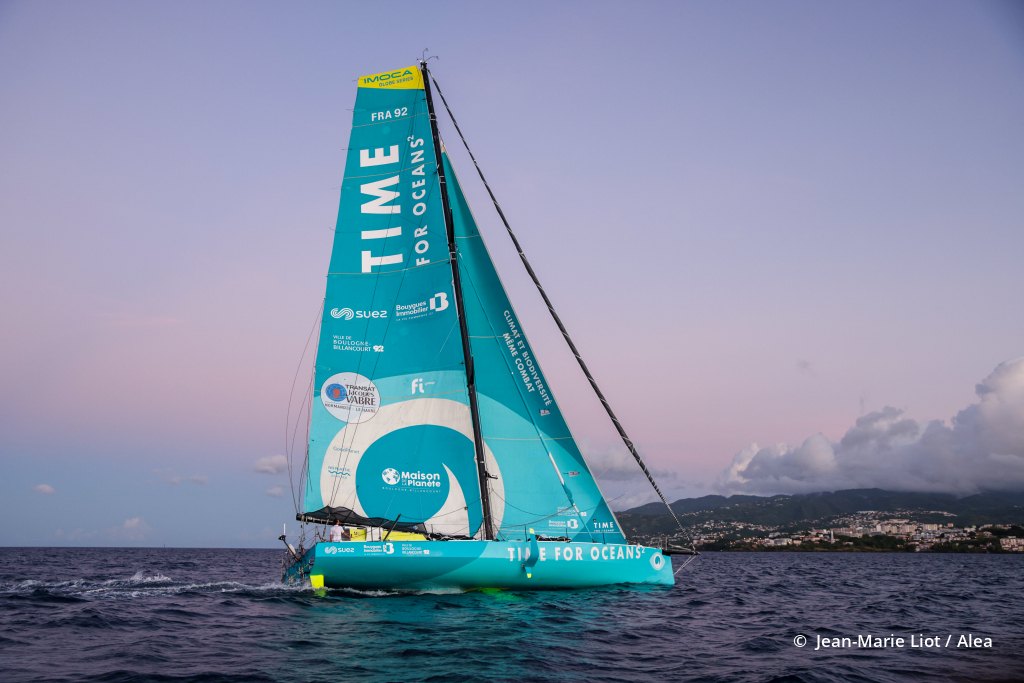 Didac Costa termina su primera Transat Jaques Vabre