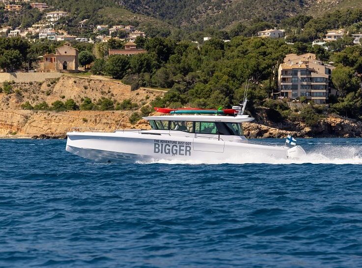 Axopar 45 XC Cross Cabin