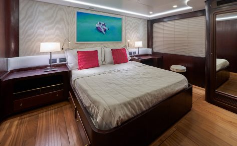 Zodiac N-Zo 700 Cabin