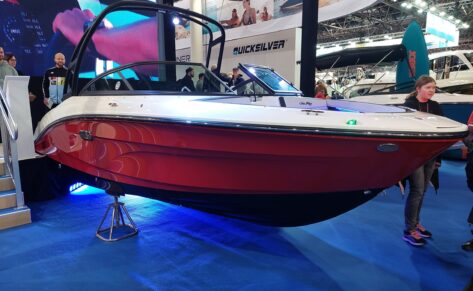 Sea Ray 210 SPX