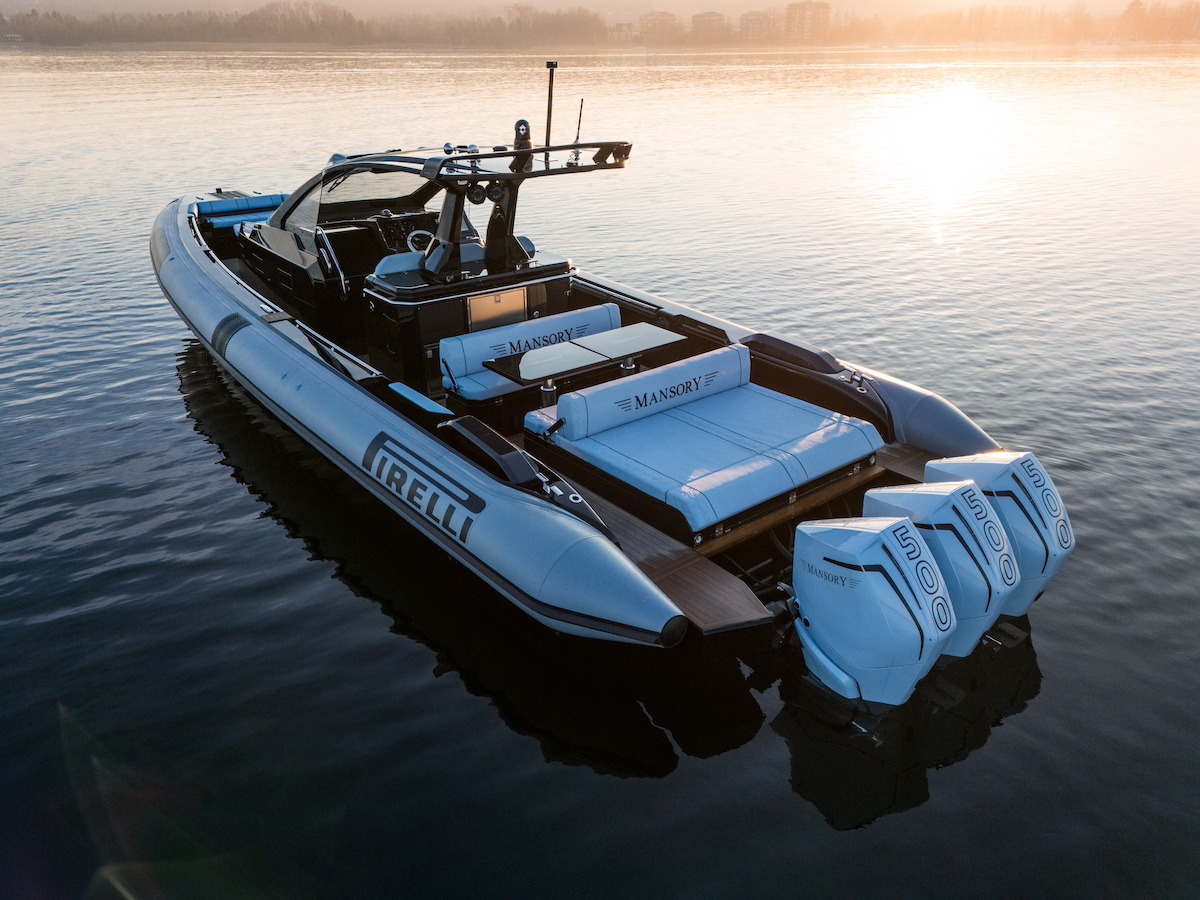 La Pirelli 42 Special Edition se producirá en serie limitada y altamente personalizable.