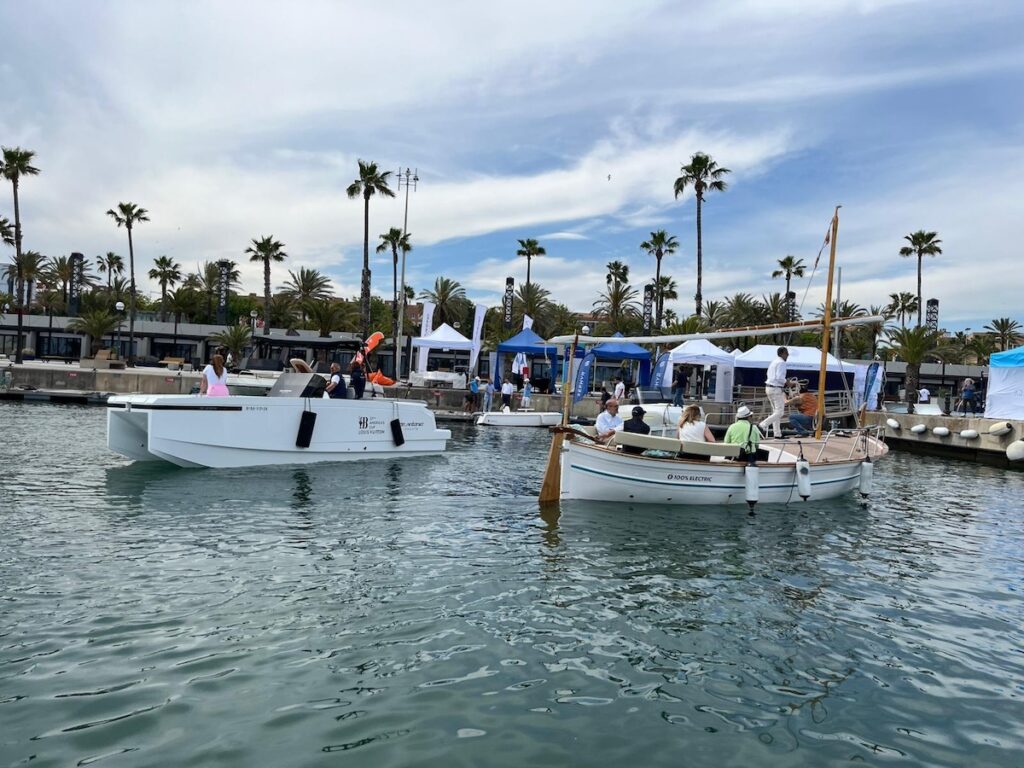 Barcelona Electric Marine Show Port Olímpic