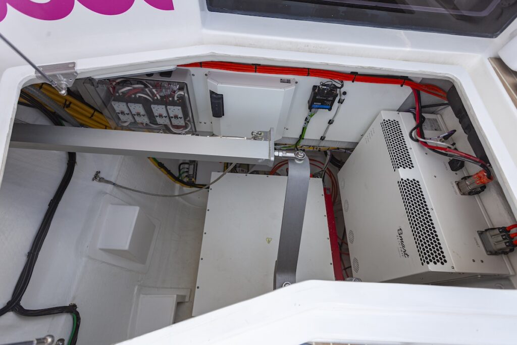 1 FOCO EN_DY_250625_3056