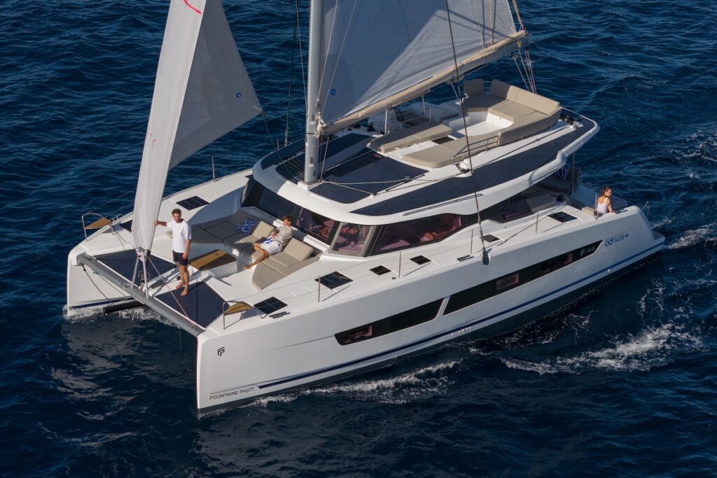 FOUNTAINE PAJOT 44 NEW