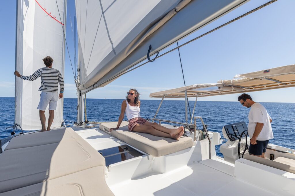 FOUNTAINE PAJOT 44 NEW