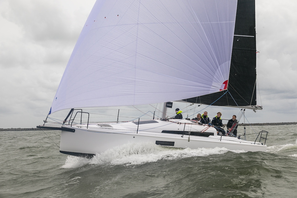 Beneteau First 30