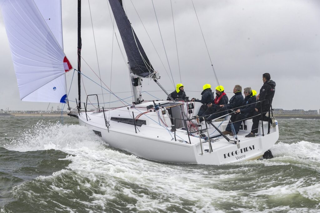 Beneteau First 30