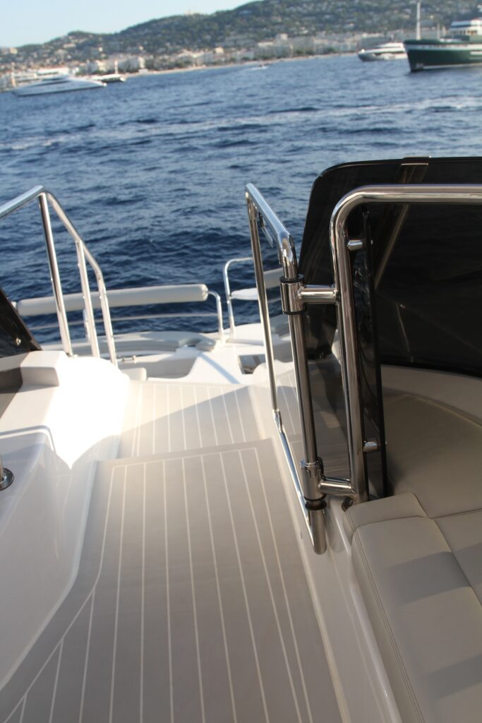 Aquila 46 Yacht