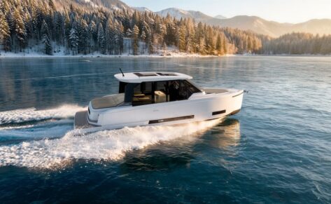 DE ANTONIO D36 CABIN